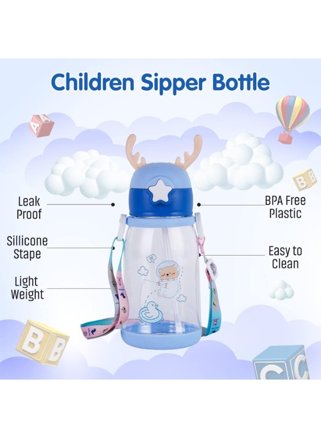 قارورة مياه للاطفال بلاستيكية بطباعة كرتونية وبقرن غزال كبير، محمولة مضادة للسقوط مع شفاطة وحزام تستخدم في الانشطة الخارجية والتخييم - Image 3